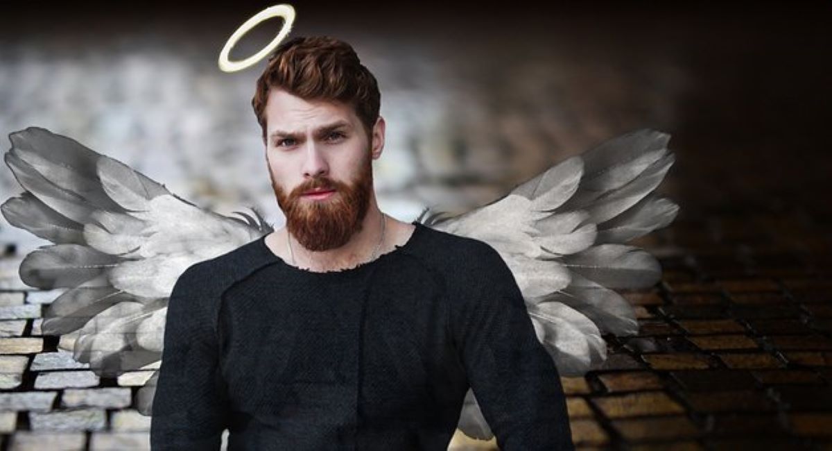 muž anděl křídla